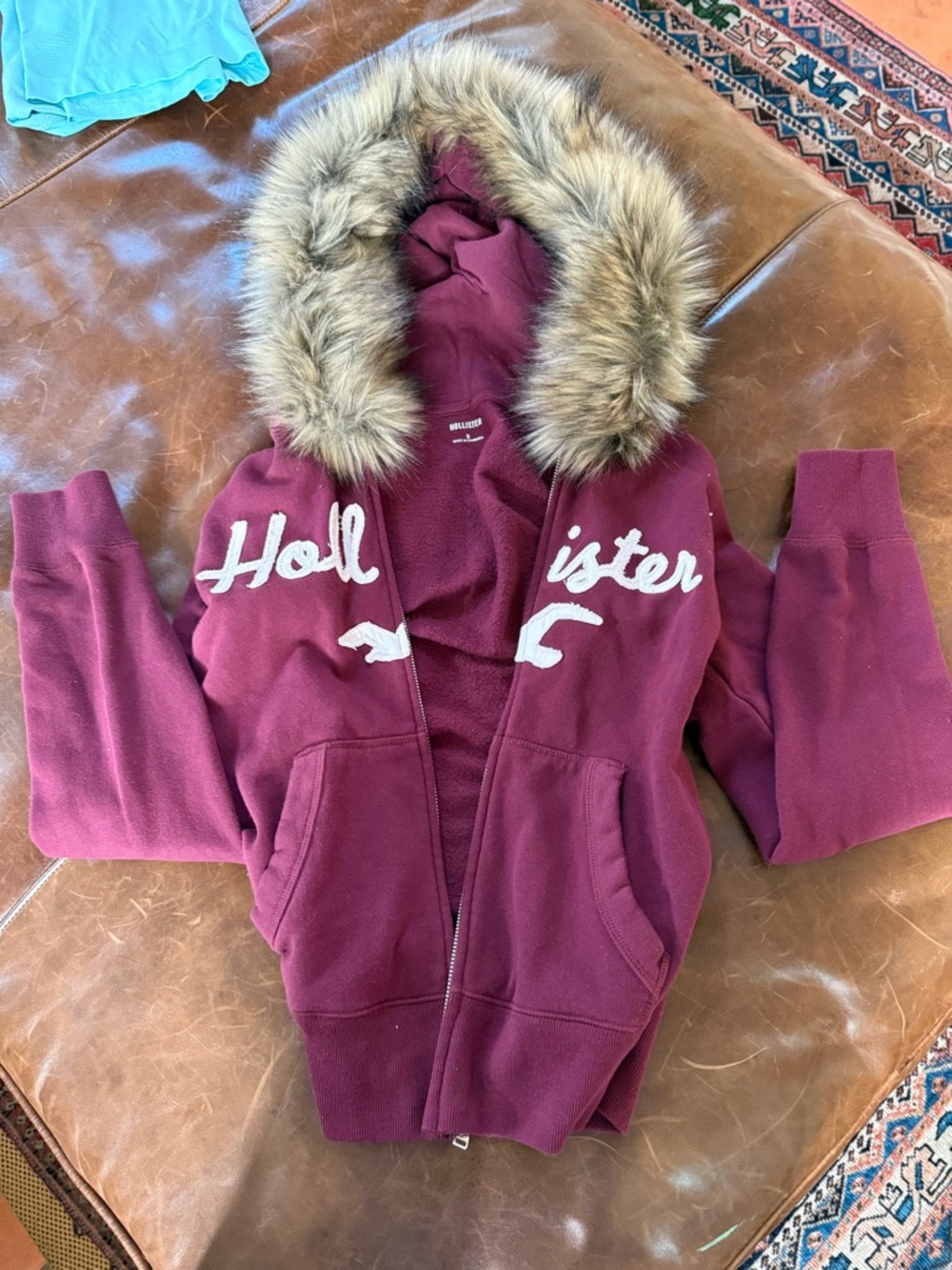 Hollister S Maroon zip-up logo hoodie with fur NWOT